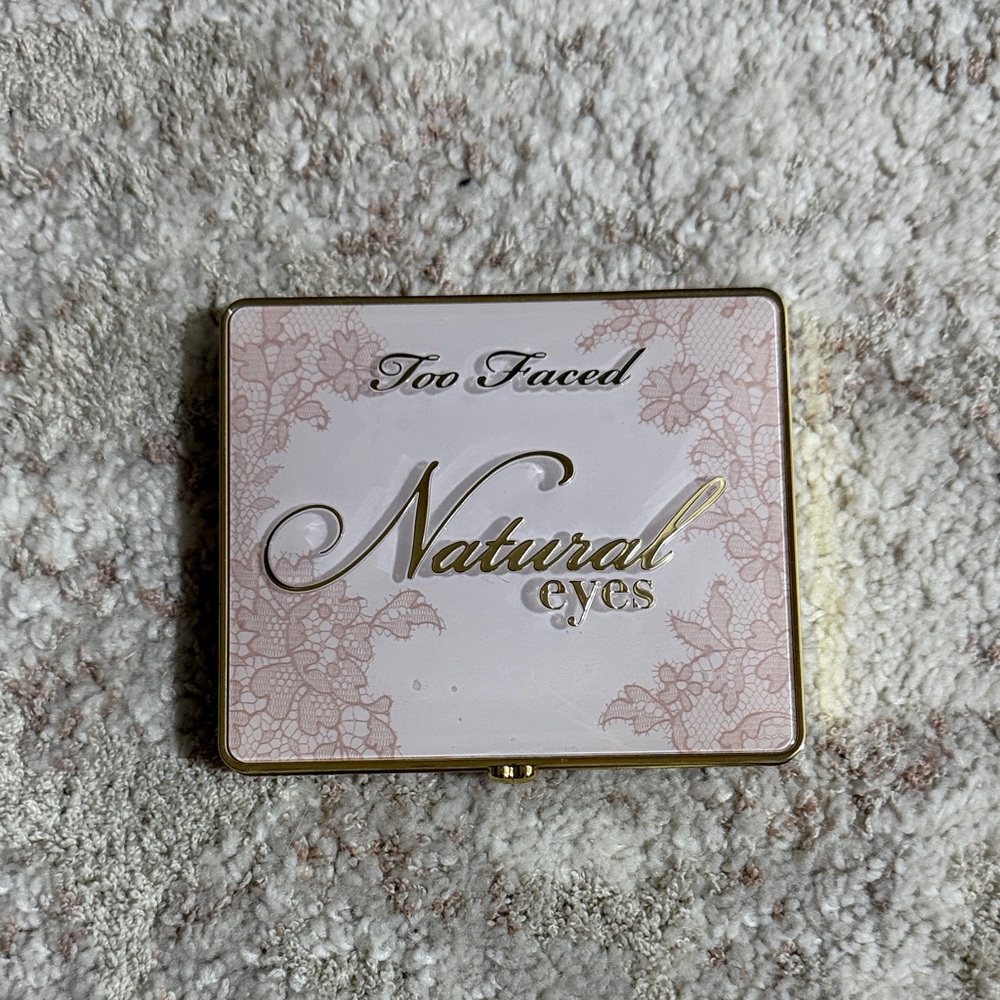 Too Faced Natural Eyes Compact with Gold Trim